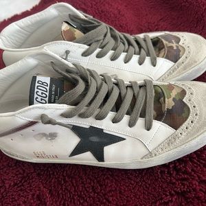 Golden Goose 43